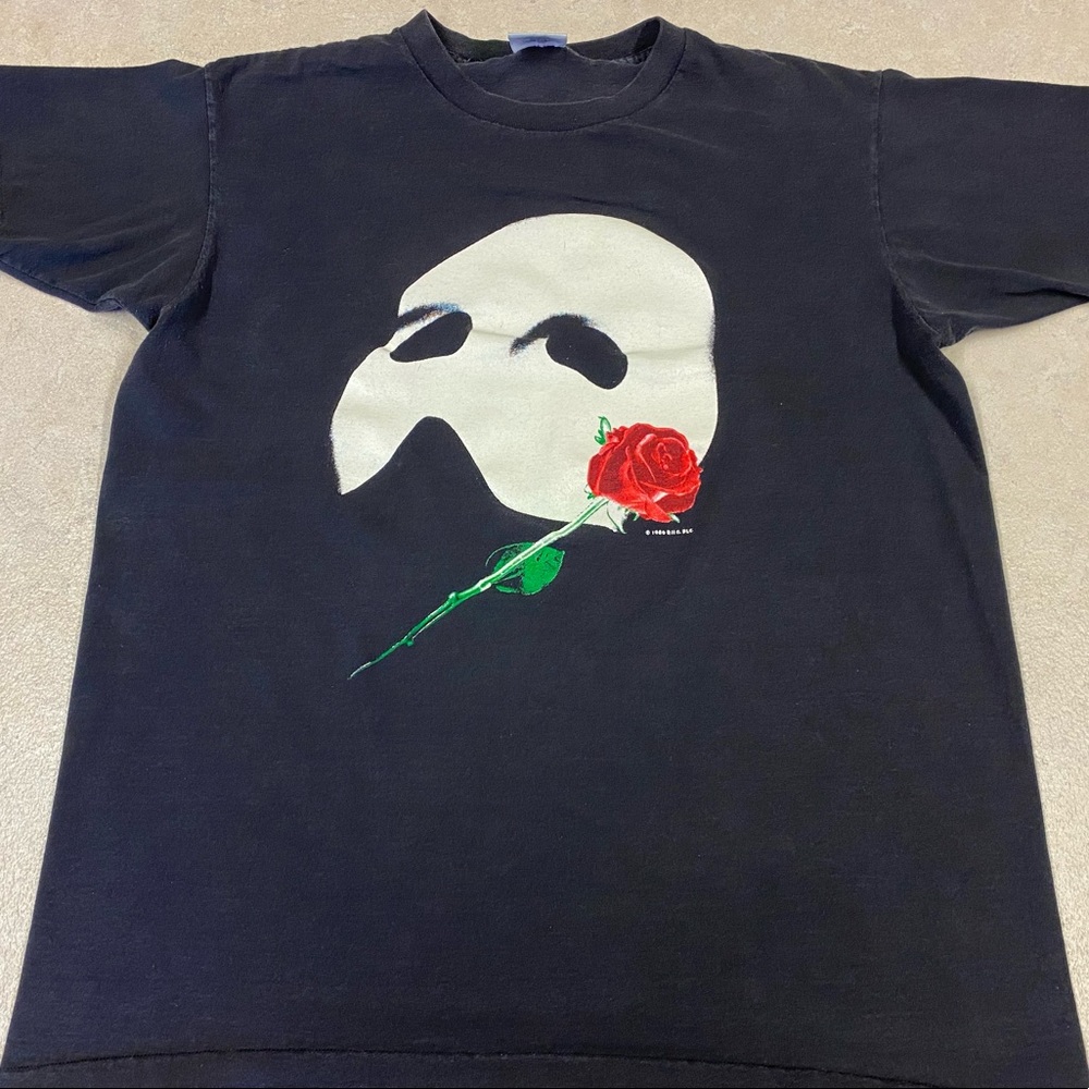 Vintage 1986 T Shirt Phantom Of The Opera Men’s Black T Shirt Size L